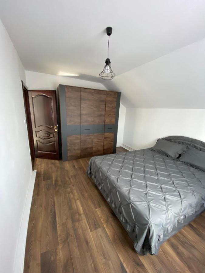 Casa Casy Villa Oradea Buitenkant foto