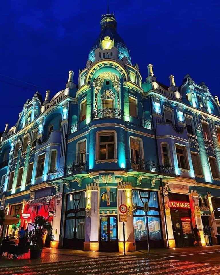 Casa Casy Villa Oradea Buitenkant foto